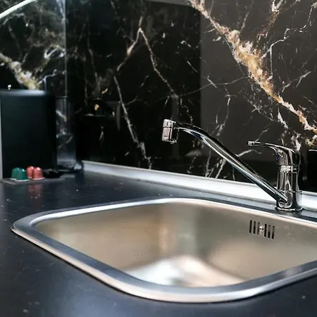 Center Marble 40sqm Gas Heating 2smarttv Optical Fiber - Secured24h Private Entrance Appartamento Salonicco