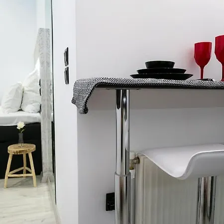 Center Marble 40sqm Gas Heating 2smarttv Optical Fiber - Secured24h Private Entrance * Salonicco