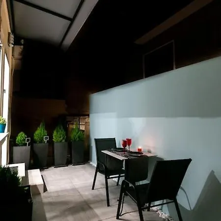 Appartamento Center Marble 40sqm Gas Heating 2smarttv Optical Fiber - Secured24h Private Entrance Salonicco