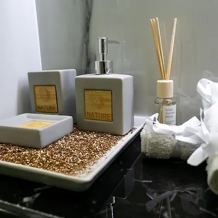 Center Marble 40sqm Gas Heating 2smarttv Optical Fiber - Secured24h Private Entrance * Salonicco